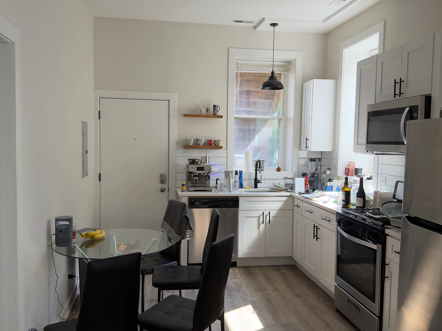 1 bed, $1,925 — Photo 2