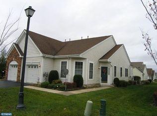 157 Meadowlark Dr, Hamilton, NJ 08690