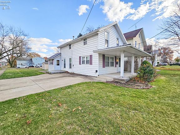3rd image of 430 Castalia St