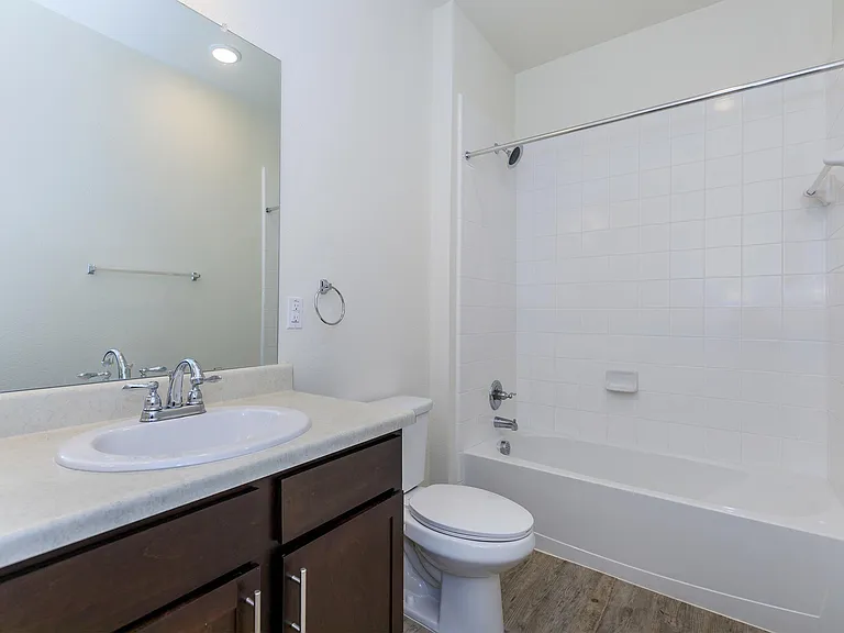 Campus Apartments — Photo 36