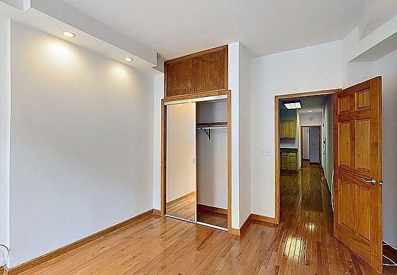 3rd image of 125 E 88th St APT 3b