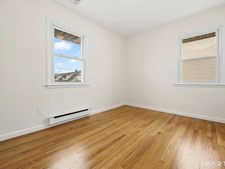2 Grange St #2 — Photo 7