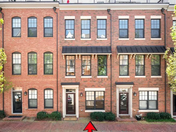 259 Crescent Station Ter SE, Leesburg, VA 20175