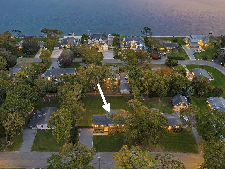 7 Cottage Ln — Photo 14