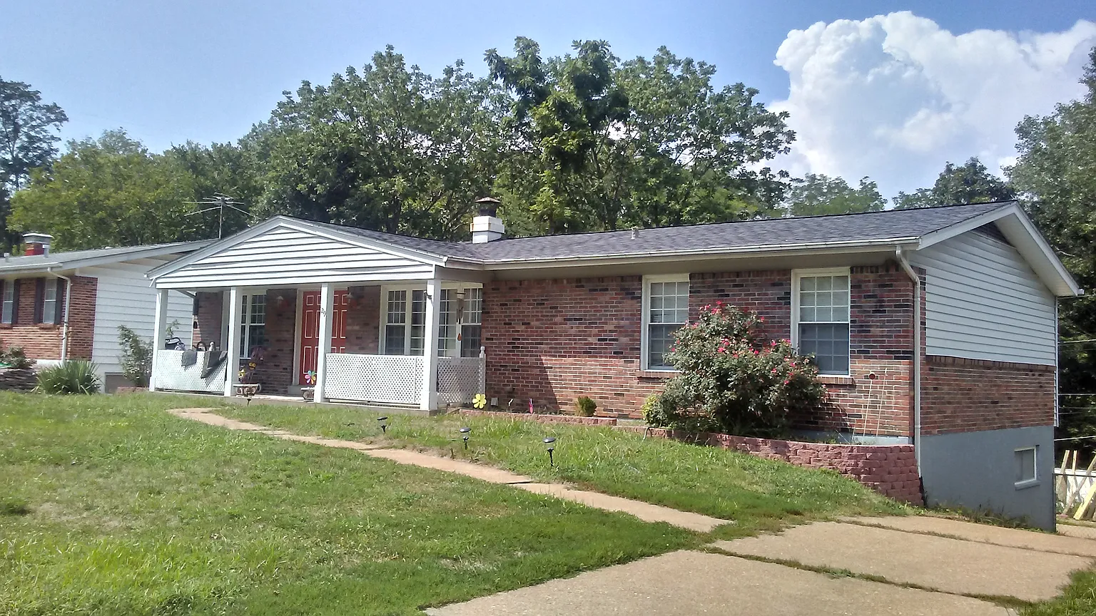 1219 Miremont Dr photo 1