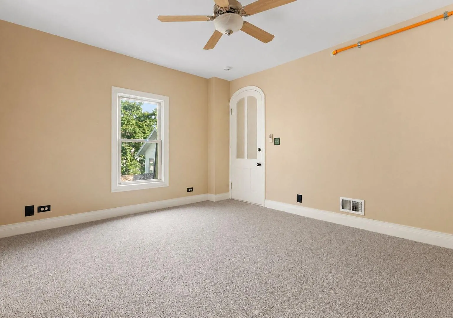 170 S Jackson St - #250 — Photo 2