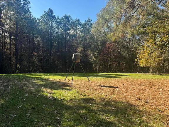 5th image of McKenzie Rd