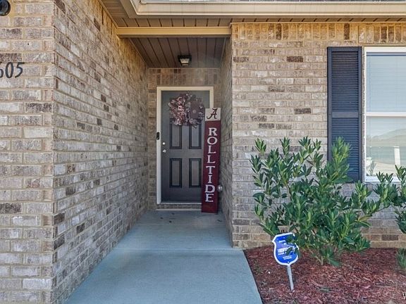 3rd image of 2605 Allanna Ln