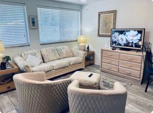2709 Siesta Dr, Sarasota, FL 34239