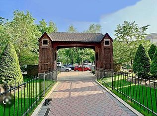 201 Eastern Pkwy #S1, Brooklyn, NY 11238