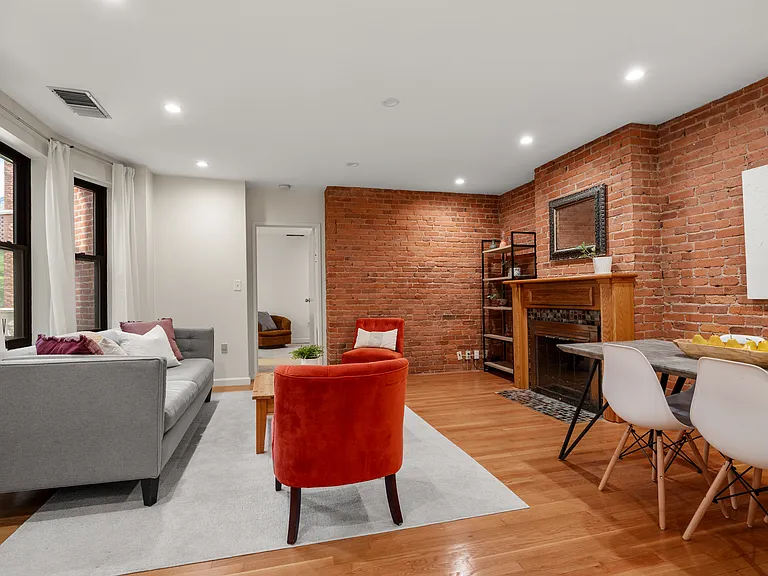 103 Gainsborough St #108 — Photo 3