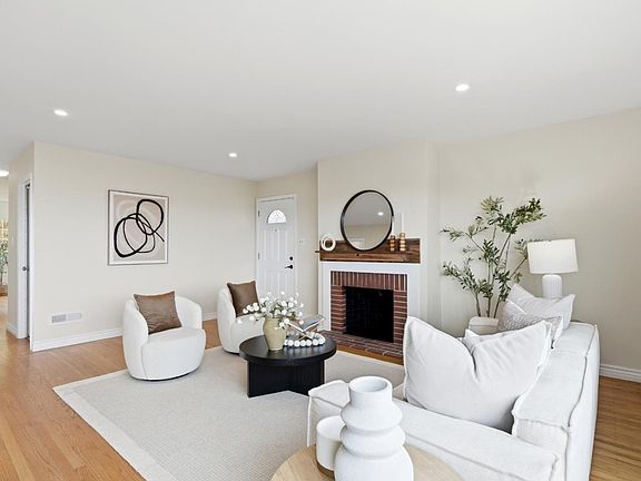 4th image of 464 Southhill Blvd