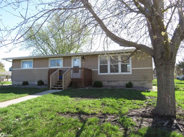 719 3rd St NE, Clarion, IA 50525