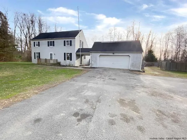 3 Thayer Lane, Red Hook, NY 12571