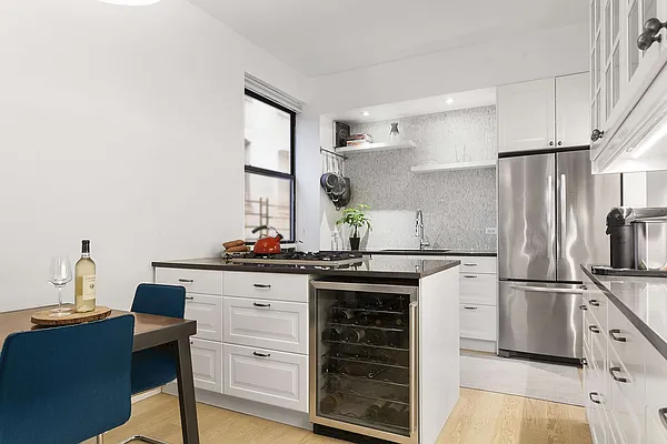 Sold by Compass | media 10