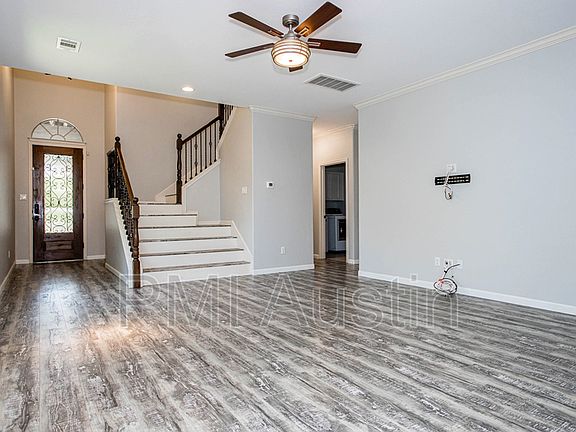 3rd image of 7328 Colina Vista Loop #B