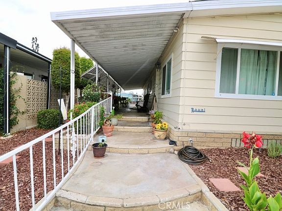 3rd image of 14046 Lake Side Dr #108