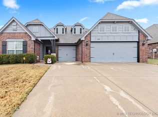 13226 S 21st Pl, Bixby, OK 74008