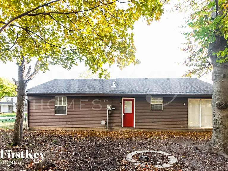 3243 Eastbrooke Ct — Photo 18