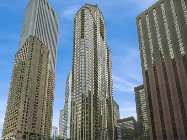 222 N Columbus Dr APT 2501, Chicago, IL 60601
