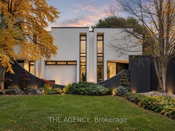 101 Banbury Rd, Toronto, ON M3B 2L4