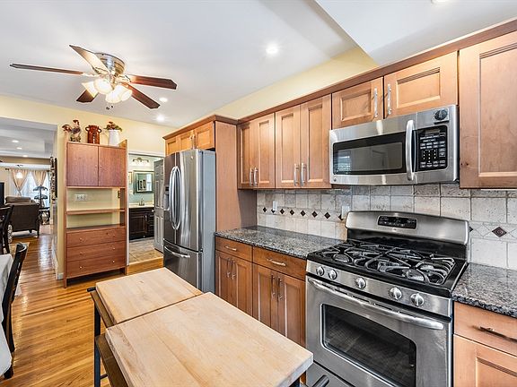 2nd image of 55 Trull St