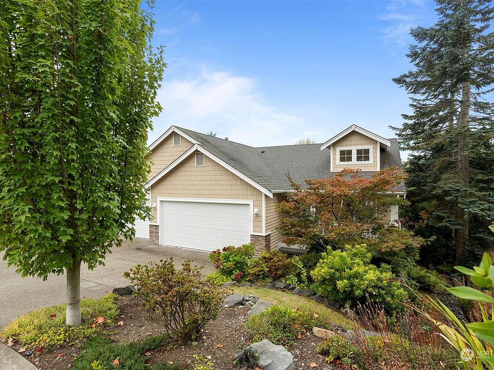 1st image of 3134 43rd Avenue NE