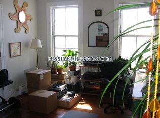 12 Bucknam St #3A, Roxbury Crossing, MA 02120