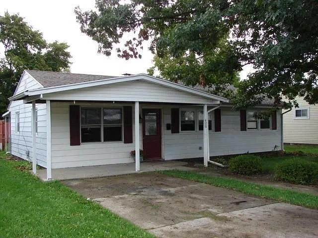 406 3rd St photo 1