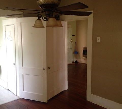5th image of 2432 Creswell Ave APT 4
