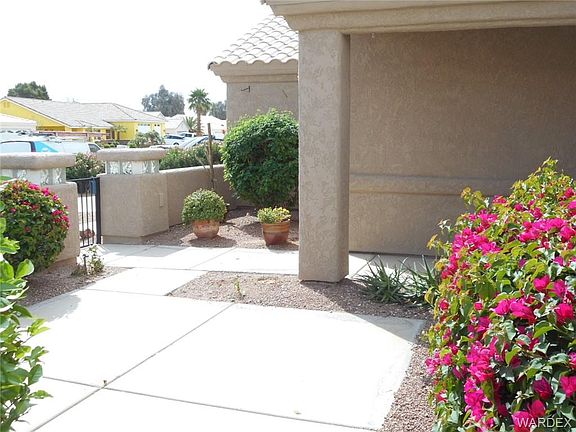 3rd image of 5655 S Desert Lakes Dr