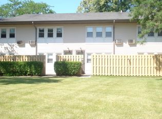 920 Evanston St APT 007, Hoffman Estates, IL 60169