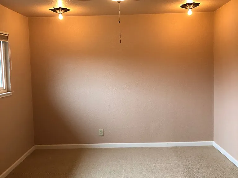 565 Smalley Ave — Photo 12