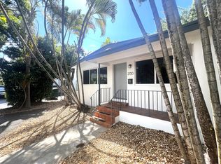 2720 Shipping Ave, Miami, FL 33133