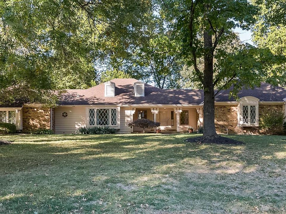 1st image of 31 Dunleith Dr