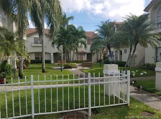 10829 NW 8th St #7L7, Pembroke Pines, FL 33026