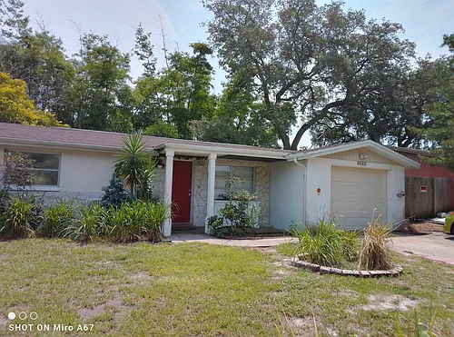 9400 Gray Fox Ln Photo 1