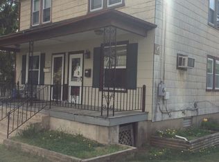 1368 Jefferson St, Hellertown, PA 18055