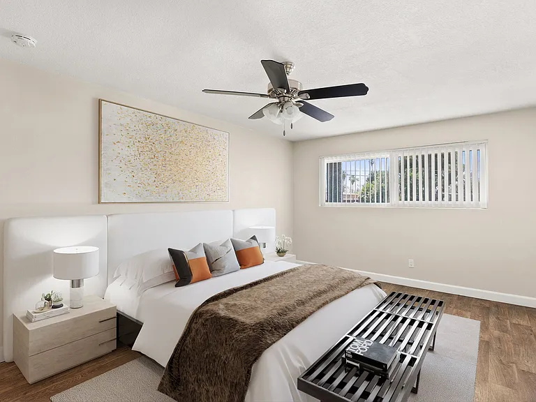 Waldorf Apartments- Riverside, CA — Photo 13