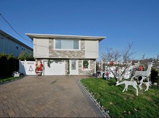 25 Spring St, Wallington, NJ 07057