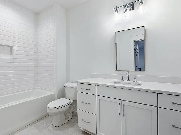 219 S Bilbro Ave — Photo 32