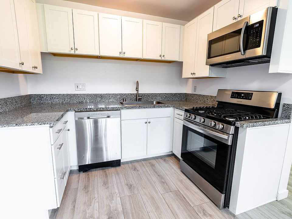 1st image of 18404 Vincennes St #3355106c7