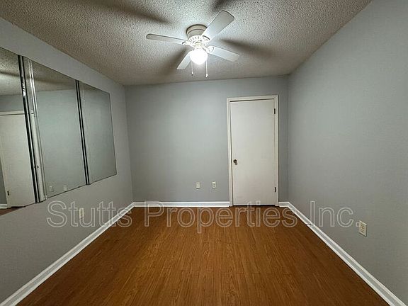 5th image of 1825 Darby Dr APT H-11