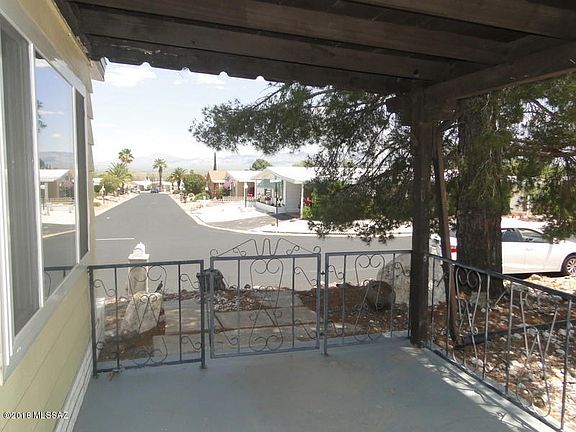 Side patio