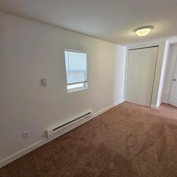 734 S Bell St #4 — Photo 7