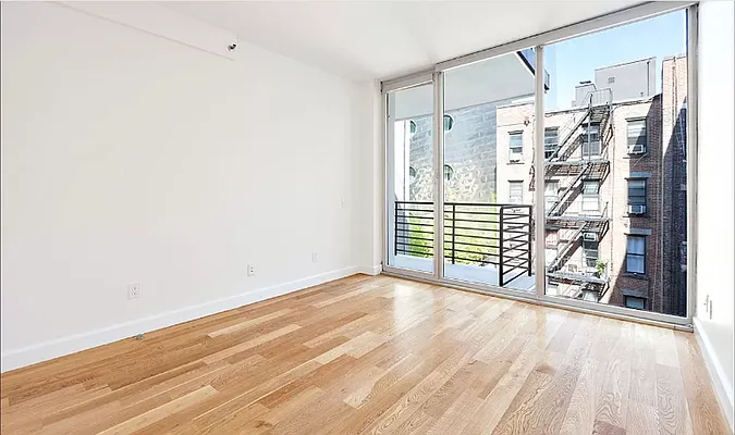 Rented by Compass | media 33