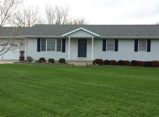 27716 Madlyn Dr, Rock Falls, IL 61071