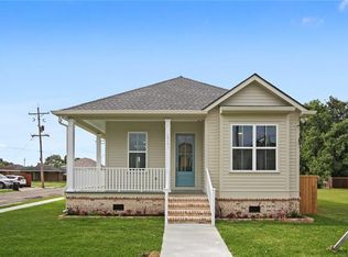 2341 Mendez St, New Orleans, LA 70122