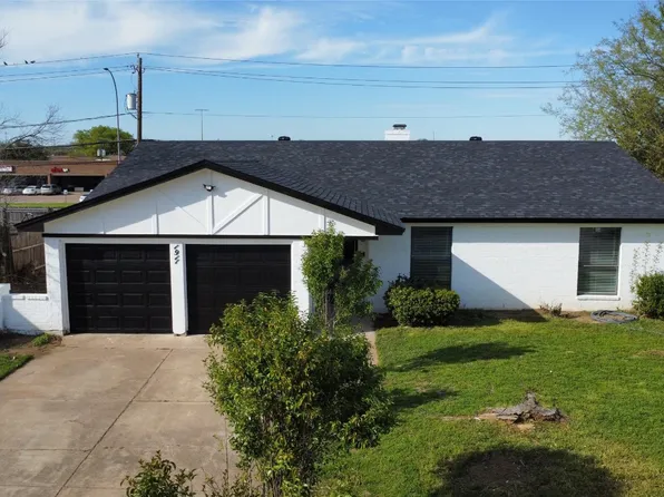 1911 Castle Rd, Arlington, TX 76014