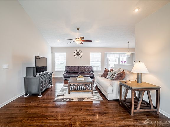 5th image of 4182 Spicebush Dr